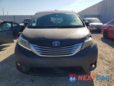 Piąte zdjęcie samochodu w środku: 2015 TOYOTA SIENNA LIMITED 7-PASSENGER VIN:5TDYK3DC5FS527525 - miniatura