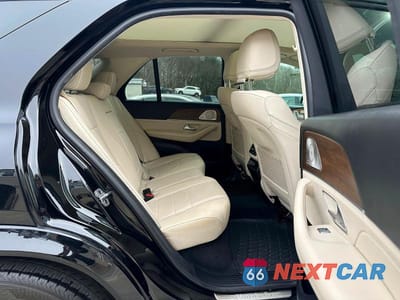 Piąte zdjęcie samochodu w środku: 2021 MERCEDES-BENZ GLE 350 4MATIC VIN:4JGFB4KB6MA481376 - miniatura