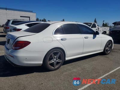 Trzecie zdjęcie samochodu z tyłu: 2017 MERCEDES-BENZ E 300 4MATIC VIN:WDDZF4KB9HA019475 - miniatura