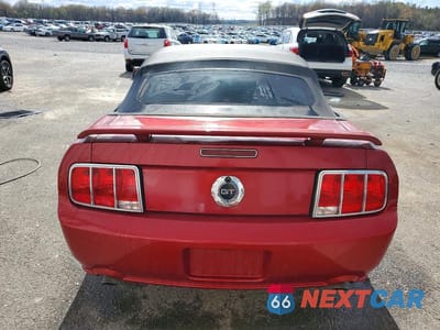 Zdjęcie 6 z 11 samochodu: 2006 FORD MUSTANG GT VIN:1ZVFT85H265195333 - miniatura