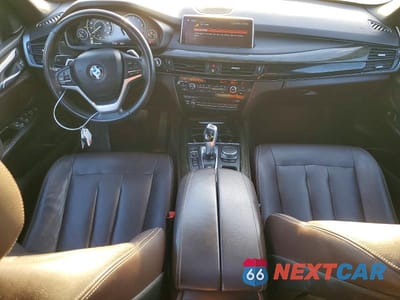 Zdjęcie 8 z 13 samochodu: 2018 BMW X5 XDR40E VIN:5UXKT0C58J0V99267 - miniatura
