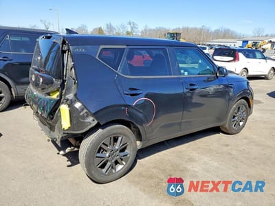 Trzecie zdjęcie samochodu z tyłu: 2021 KIA SOUL S VIN:KNDJ23AU0M7797249 - miniatura