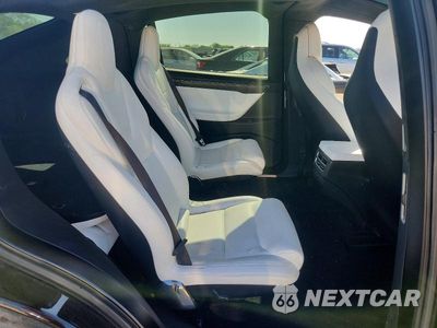 Zdjęcie 10 z 12 samochodu: 2017 TESLA MODEL X VIN:5YJXCBE21HF049765 - miniatura