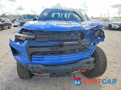 Piąte zdjęcie samochodu w środku: 2025 CHEVROLET COLORADO ZR2 VIN:1GCPTFEKXS1203008 - miniatura