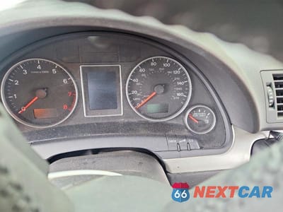 Zdjęcie 9 z 11 samochodu: 2008 AUDI A4 2.0T QUATTRO VIN:WAUDF78E58A139424 - miniatura