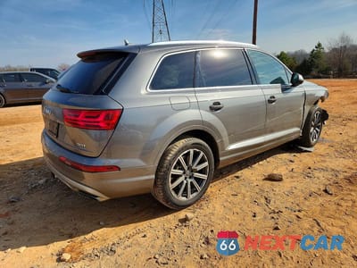 Trzecie zdjęcie samochodu z tyłu: 2017 AUDI Q7 PRESTIGE VIN:WA1VAAF73HD057563 - miniatura