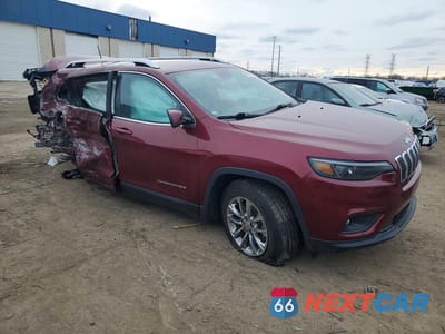 Czwarte zdjęcie samochodu z boku: 2021 JEEP CHEROKEE LATITUDE LUX VIN:1C4PJMMXXMD172321 - miniatura