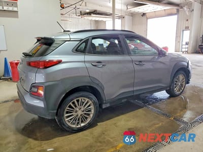 Trzecie zdjęcie samochodu z tyłu: 2020 HYUNDAI KONA SEL VIN:KM8K2CAA5LU543395 - miniatura