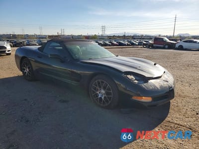 Czwarte zdjęcie samochodu z boku: 2003 CHEV CORVETTE VIN:1G1YY32G435116440 - miniatura