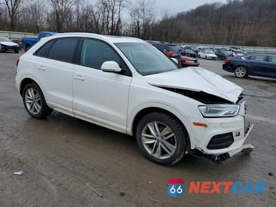Czwarte zdjęcie samochodu z boku: 2017 AUDI Q3 PREMIUM VIN:WA1ECCFS1HR014630 - miniatura