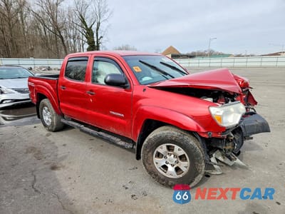 Czwarte zdjęcie samochodu z boku: 2015 TOYOTA TACOMA V6 VIN:3TMLU4EN7FM186283 - miniatura