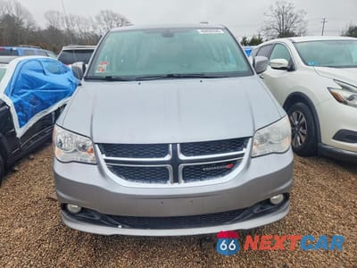 Piąte zdjęcie samochodu w środku: 2019 DODGE GRAND CARAVAN SXT VIN:2C4RDGCG4KR752936 - miniatura