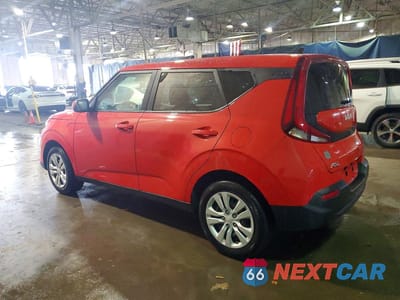 Drugie zdjęcie samochodu z przodu: 2022 KIA SOUL LX VIN:KNDJ23AU2N7172241 - miniatura