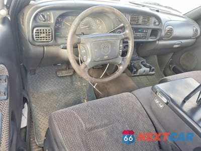 Zdjęcie 8 z 13 samochodu: 2001 DODGE RAM 3500 VIN:1B7MC33681J558930 - miniatura