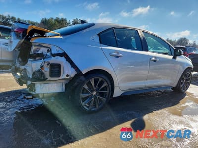 Trzecie zdjęcie samochodu z tyłu: 2024 TOYOTA COROLLA XSE VIN:5YFT4MCE4RP190579 - miniatura