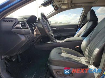 Zdjęcie 7 z 13 samochodu: 2018 TOYOTA CAMRY SE VIN:4T1B11HK1JU077046 - miniatura