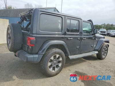 Trzecie zdjęcie samochodu z tyłu: 2018 JEEP WRANGLER SAHARA VIN:1C4HJXEN3JW235293 - miniatura
