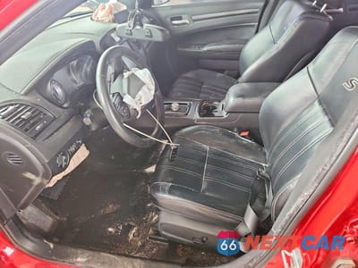 Zdjęcie 7 z 12 samochodu: 2016 CHRYSLER 300 S VIN:2C3CCAGG2GH152451 - miniatura