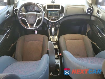 Zdjęcie 8 z 12 samochodu: 2018 CHEVROLET SONIC LT VIN:1G1JD5SH6J4135981 - miniatura