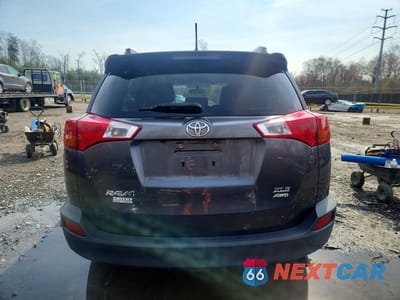 Zdjęcie 6 z 12 samochodu: 2015 TOYOTA RAV4 XLE VIN:JTMRFREV8FD134948 - miniatura