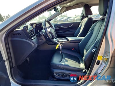 Zdjęcie 7 z 13 samochodu: 2024 TOYOTA MIRAI XLE VIN:JTDAAAAA4RA011685 - miniatura
