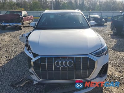 Piąte zdjęcie samochodu w środku: 2024 AUDI Q3 PREMIUM S LINE 45 VIN:WA1DECF31R1117366 - miniatura
