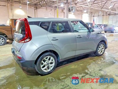 Trzecie zdjęcie samochodu z tyłu: 2022 KIA SOUL LX VIN:KNDJ23AU5N7833258 - miniatura