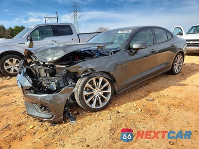 2020 VOLVO S60 T5 MOMENTUM 7JR102FK9LG064379 - główne zdjęcie licytacji z USA - miniatura