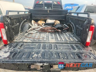 Zdjęcie 10 z 12 samochodu: 2017 FORD F350 SUPER DUTY VIN:1FT8W3DT1HEF46960 - miniatura