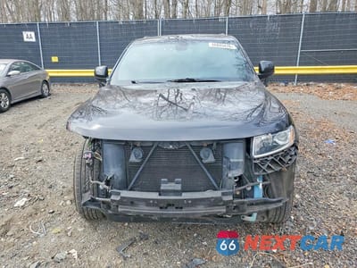 Piąte zdjęcie samochodu w środku: 2014 JEEP GRAND CHEROKEE LAREDO VIN:1C4RJFAG4EC249474 - miniatura