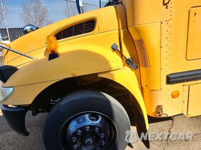 Zdjęcie 9 z 10 samochodu: 2008 IC CORPORATION CE SERIES SCHOOL - SCHOOL BUS VIN:4DRBUAAN98B642404 - miniatura