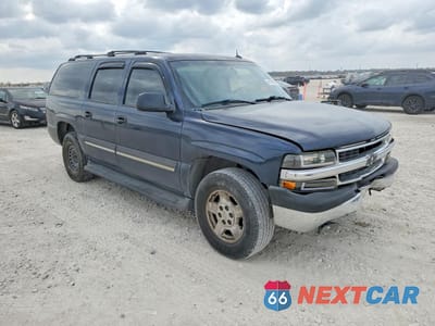 Czwarte zdjęcie samochodu z boku: 2004 CHEVROLET SUBURBAN C1500 VIN:3GNEC16Z04G237797 - miniatura