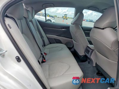 Zdjęcie 10 z 11 samochodu: 2023 TOYOTA CAMRY VIN:4T1G11AK0PU767136 - miniatura