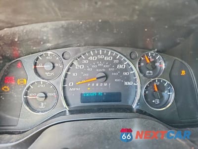 Zdjęcie 9 z 13 samochodu: 2018 CHEVROLET EXPRESS 2500 CARGO UTILITY / SERVICE VAN VIN:1GCWGAFP7J1237791 - miniatura