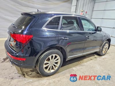 Trzecie zdjęcie samochodu z tyłu: 2016 AUDI Q5 PREMIUM VIN:WA1C2AFP1GA109972 - miniatura