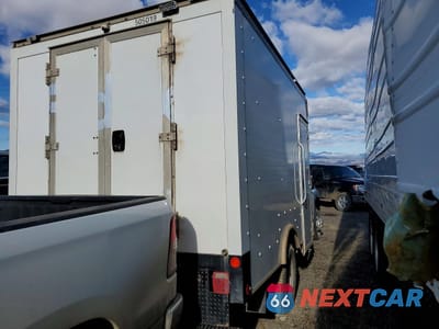 Trzecie zdjęcie samochodu z tyłu: 2023 CHEVROLET SILVERADO K3500 VIN:1GB3YSE74PF252188 - miniatura