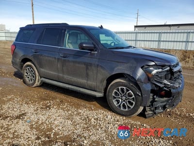 Czwarte zdjęcie samochodu z boku: 2024 FORD EXPEDITION XLT VIN:1FMJU1J88REA40423 - miniatura