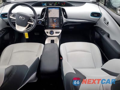 Zdjęcie 8 z 12 samochodu: 2017 TOYOTA PRIUS PRIME ADVANCED VIN:JTDKARFP8H3002460 - miniatura