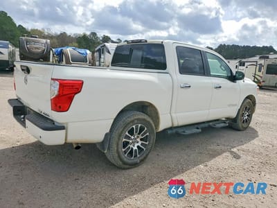 Trzecie zdjęcie samochodu z tyłu: 2021 NISSAN TITAN SV VIN:1N6AA1ED4MN535809 - miniatura