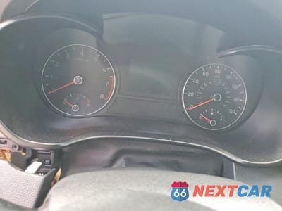 Zdjęcie 9 z 11 samochodu: 2017 KIA OPTIMA LX VIN:5XXGT4L34HG128688 - miniatura