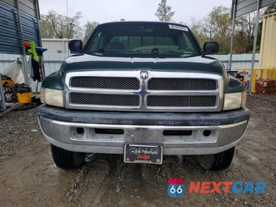 Piąte zdjęcie samochodu w środku: 2001 DODGE RAM 2500 VIN:1B7KF23Z91J526894 - miniatura