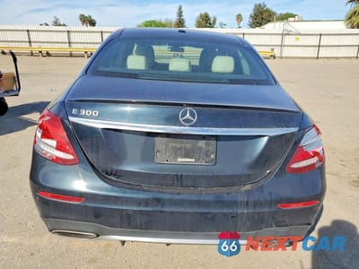 Zdjęcie 6 z 12 samochodu: 2017 MERCEDES-BENZ E 300 VIN:WDDZF4JB2HA170675 - miniatura