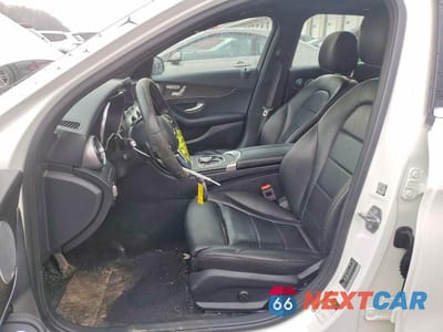 Zdjęcie 7 z 11 samochodu: 2020 MERCEDES-BENZ C 300 VIN:WDDWF8DB2LR543987 - miniatura