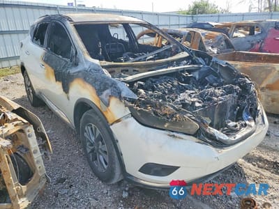 Czwarte zdjęcie samochodu z boku: 2018 NISSAN MURANO SV VIN:5N1AZ2MH3JN186171 - miniatura