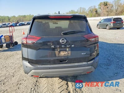 Zdjęcie 6 z 13 samochodu: 2022 NISSAN ROGUE SV VIN:5N1BT3BA9NC732572 - miniatura