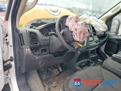 Zdjęcie 8 z 13 samochodu: 2024 RAM PROMASTER 3500 UTILITY / SERVICE VAN VIN:3C6MRVHG7RE140614 - miniatura