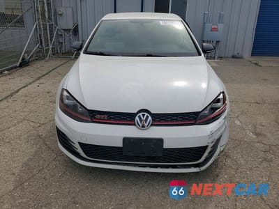 Piąte zdjęcie samochodu w środku: 2017 VOLKSWAGEN GTI S VIN:3VW447AU2HM045947 - miniatura