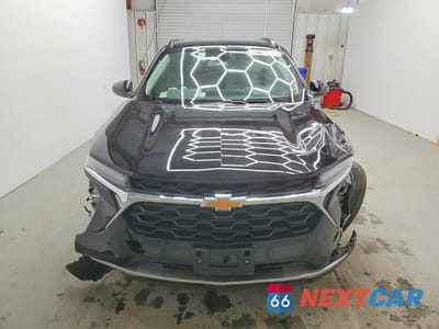 Piąte zdjęcie samochodu w środku: 2025 CHEVROLET TRAX 1LT VIN:KL77LHEP9SC236915 - miniatura