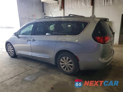 Drugie zdjęcie samochodu z przodu: 2018 CHRYSLER PACIFICA TOURING L VIN:2C4RC1BG4JR110829 - miniatura