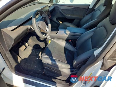 Zdjęcie 7 z 11 samochodu: 2026 TESLA MODEL Y VIN:7SAYGDED4TA415636 - miniatura